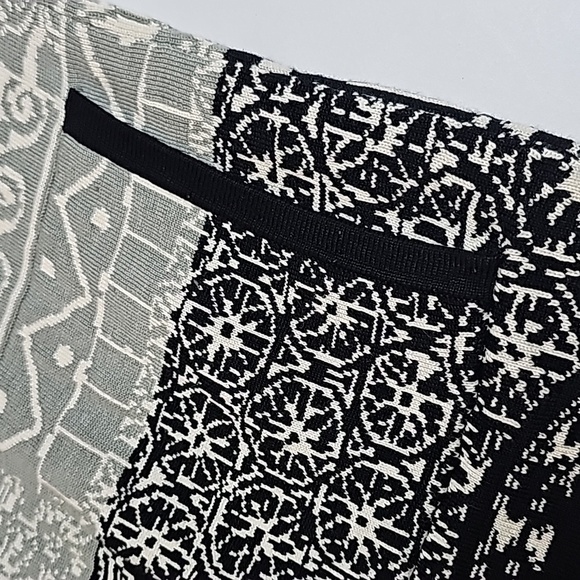 Chicos Hooded Zip Up Sweater Chicos Sz 0  (4) - Picture 12 of 15